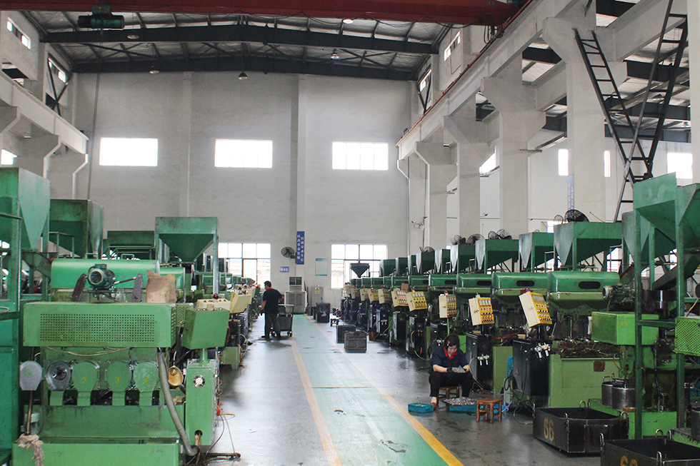 Nuts Thread Tapping Equipments Nuts Thread Tapping Equipments